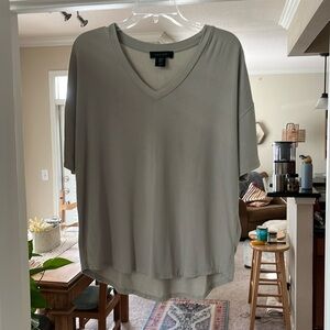 Sage Tahari Short Sleeve Top